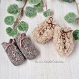 Doll's felt boots PDF sewing pattern tutorial