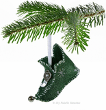 Elf boots Christmas Ornament felt sewing pattern and photo tutorial